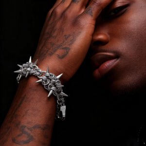 Adjustable Hip Hop Cool Spike Choker Rivet Goth bracelet Chokers with Spikes and Chain Streetwear Vintage Punk bracelet in yellow gold