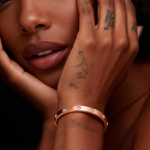 7.5inch for Rose Gold and Diamond LOVE Bangle